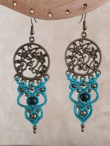 Boucles-d-oreilles-macramé-minéraux-fée-un-rêve-Zoé-obsidienne-dorée-turquoise