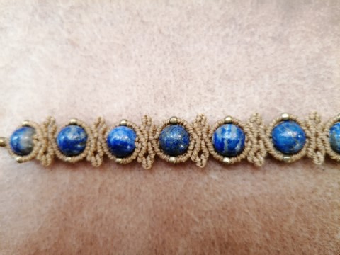 Bracelet-macramé-minéraux-amma-lapis-lazuli-fée-un-rêve