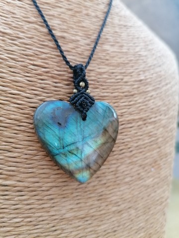 pendentif_coeur_collier_femme_macramé_tissage_labradorite_fée_un_rêve