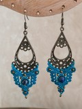 Boucles-d-oreilles-macramé-minéraux-fée-un-rêve-Catherine-lapis-lazuli-bleu