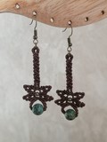 Boucles-d-oreilles-macramé-minéraux-fée-un-rêve-Libellule-turquoise-africaine-marron